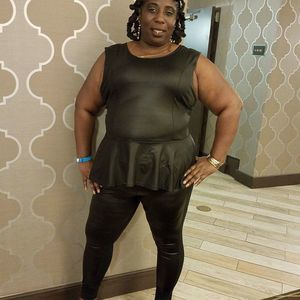 Meet your Posher, Sandra